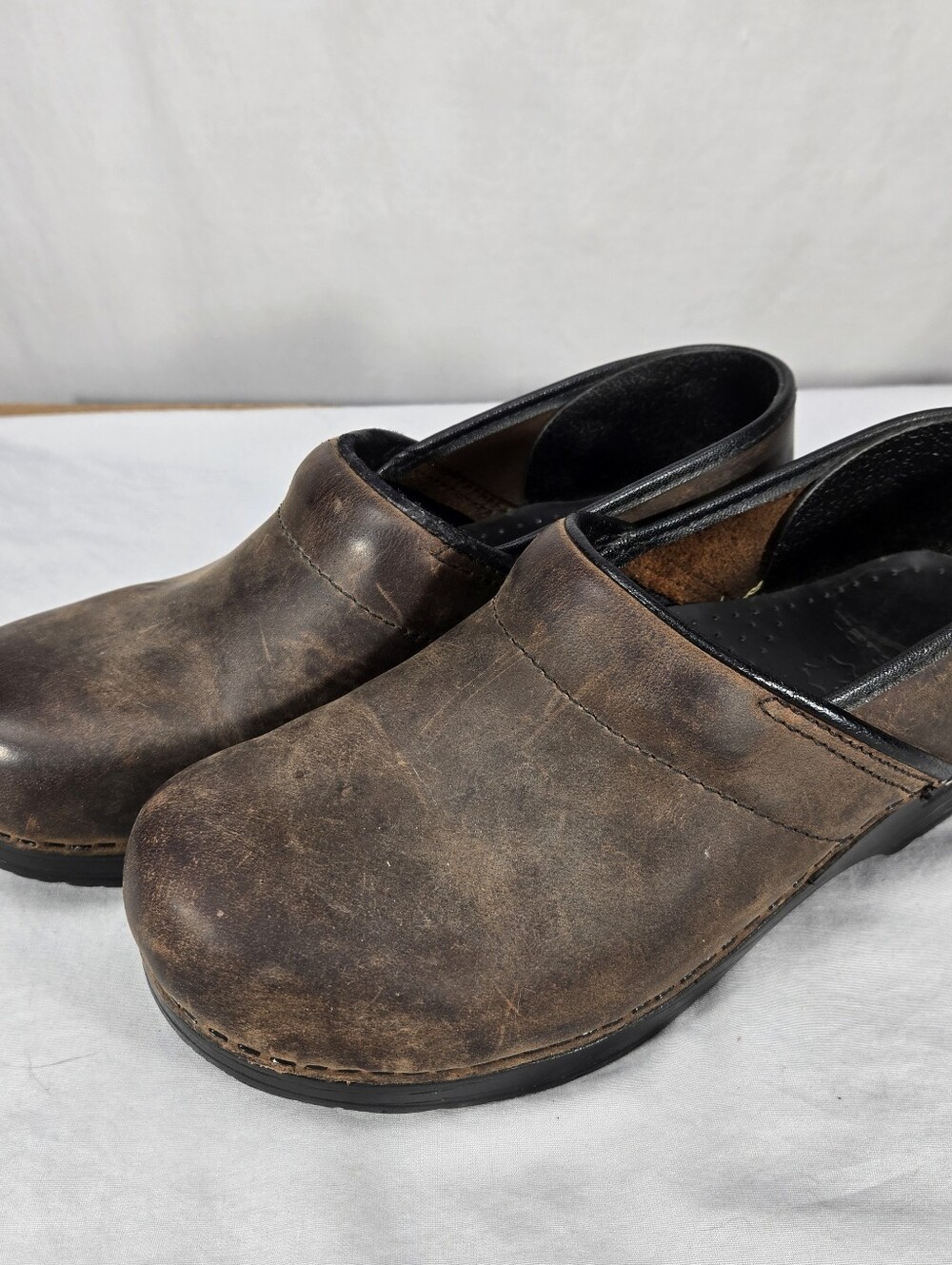 Dansko Brown Leather Professional Clogs Slip On Shoes Womens  40 US 9.5 10 Nurse